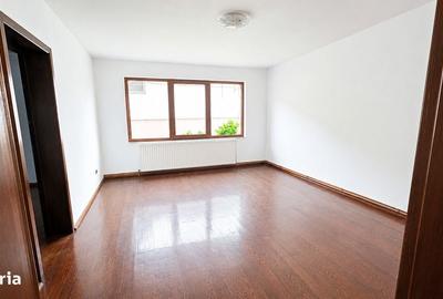 Casă cu 3 camere cu Teren 250 Mp în Ultracentral