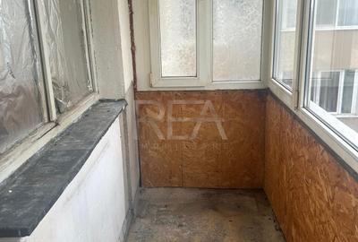 Apartament cu 3 camere decomandat în Lujerului - 8