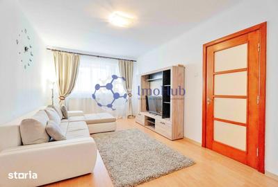 Apartament cu 3 camere în Podu Roș