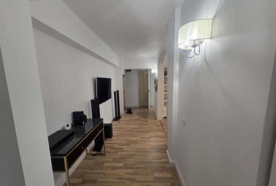 Apartament cu 3 camere decomandat, mobilat în Burdujeni - 2