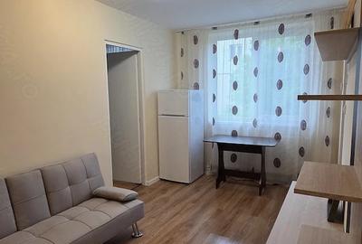 Apartament cu 3 camere semidecomandat în Dacia - 2