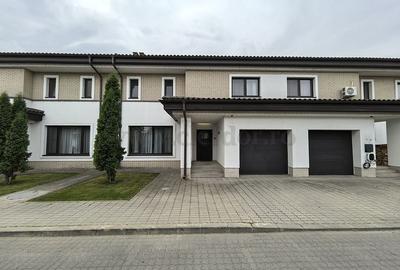 Casă individuală cu 5 camere cu Canalizare în Pipera