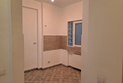 Apartament cu 3 camere nedecomandat, mobilat în Armeneasca - 11