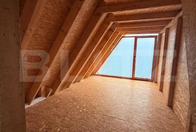 Casă cu 10 camere cu Teren 600 Mp în Central - 2