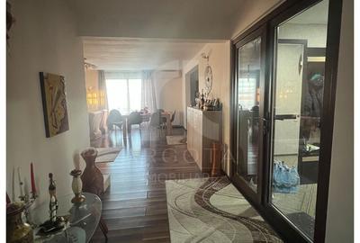 Casă cu 4 camere în Spătaru - 2
