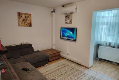 Apartament cu 3 camere decomandat, mobilat în Păcurari