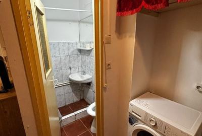 Garsonieră decomandată în Turnătorie