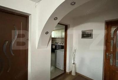 Casă cu 8 camere cu Teren 500 Mp în Burdujeni