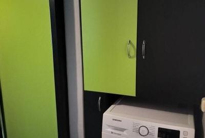 Apartament cu 4 camere semidecomandat în Rovine