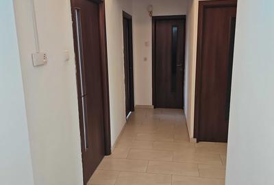 Apartament cu 4 camere decomandat în Ultracentral