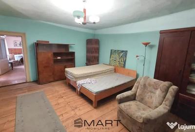 Casă cu 5 camere cu Teren 1425 Mp în Ultracentral