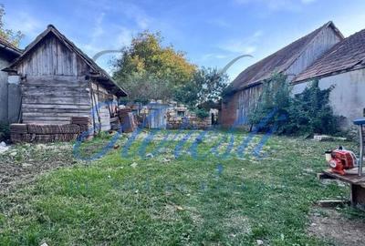 Teren de 2900 mp, în Florești