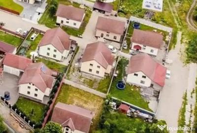 Casă cu 5 camere cu Teren 750 Mp în Central