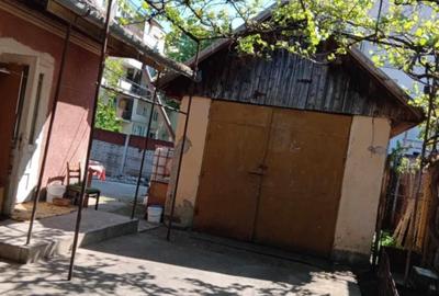 Casă cu 3 camere în Central - 1