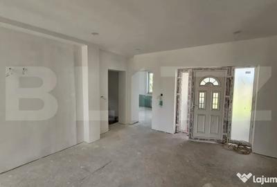 Casă cu 5 camere cu Teren 1000 Mp în Vetiș - 5