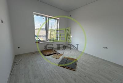 Casă individuală cu 4 camere cu Teren 300 Mp în Malu Mare - 3