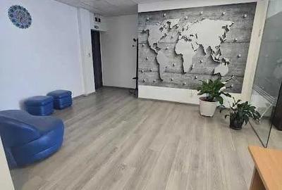 Apartament cu 6 camere decomandat, mobilat în Central