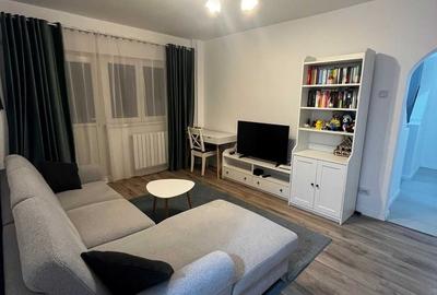 Apartament cu 2 camere semidecomandat în Tineretului