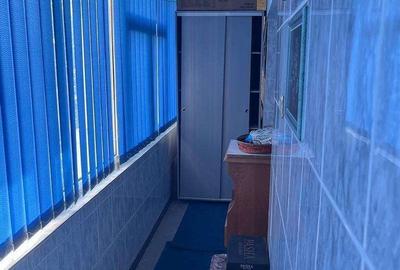 Apartament cu 3 camere decomandat în Prundu