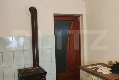 Casă cu 2 camere cu Teren 530 Mp în Central