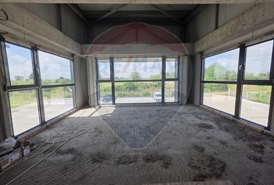 Spațiu industrial, de 596 mp, în Sud - 18