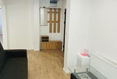 Apartament cu 2 camere decomandat în Nicolina