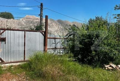 Teren de 9030 mp, în Central - 6