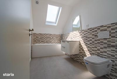 Casă cu 4 camere în Strejnicu