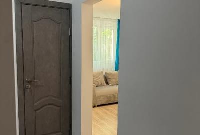 Apartament cu 3 camere decomandat, mobilat în Drumul Taberei