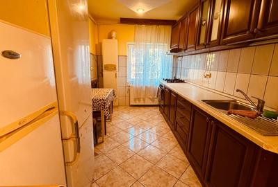 Apartament cu 2 camere decomandat în Răcădău