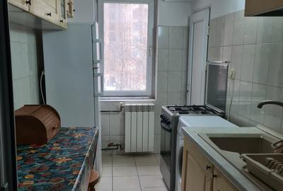 Apartament cu 3 camere decomandat, mobilat în P-ța Romană - 3