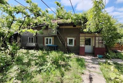Casă cu 4 camere cu Teren 2023 Mp în Central - 13