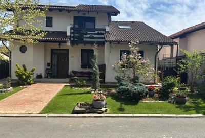 Casă cu 7 camere cu Teren 658 Mp în Corbeanca - 4