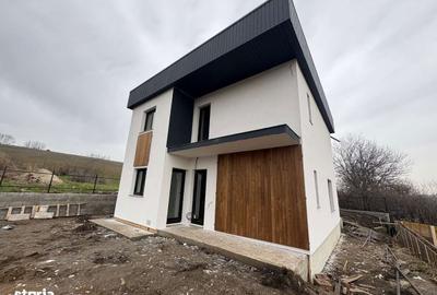 Casă cu 5 camere cu Teren 470 Mp în Popricani - 5