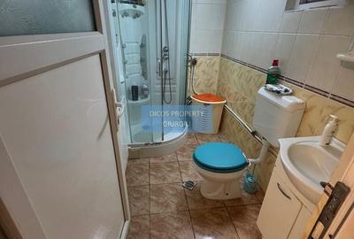 Casă individuală cu 4 camere cu Canalizare în Central - 2