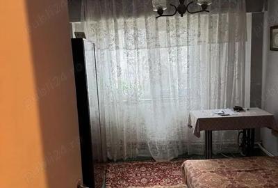 Apartament cu 3 camere decomandat, mobilat în Anda - 2