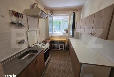 Apartament cu 2 camere decomandat în Aleea Carpați