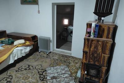 Casă cu 4 camere cu Teren 580 Mp în Ivești - 3