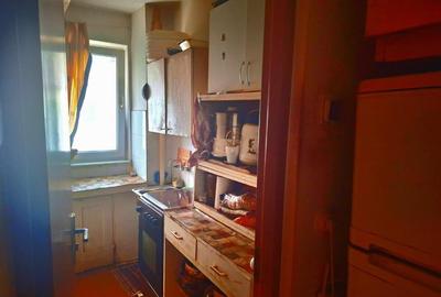 Apartament cu 2 camere semidecomandat în Florilor