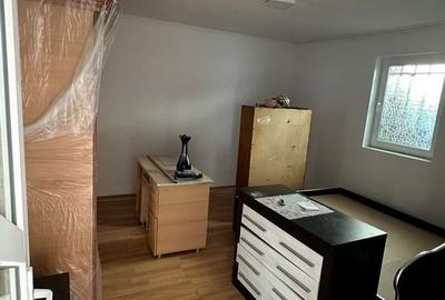 Casă cu 3 camere decomandat cu Teren 275 Mp în Palas - 9