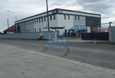 Spațiu comercial, de 8,120 mp, în Roman - 1