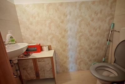 Apartament cu 3 camere decomandat în Est - 2