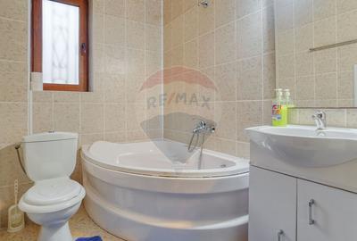 Casă cu 6 camere cu Canalizare în Cioplea - 9