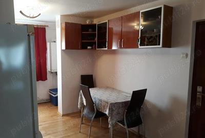 Ap 3 camere ,zona Liliacului - 2