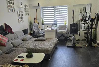 Vand ap la casa central , inc gaz , SC 96 mp, front stradal, renovat lux - 18