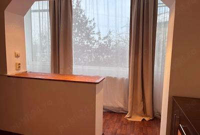 Apartament cu 3 camere semidecomandat în Soarelui - 4