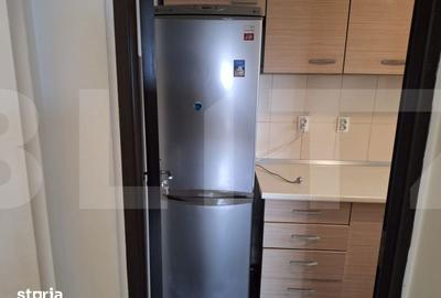 Apartament cu 3 camere decomandat în 6 Vânători - 1