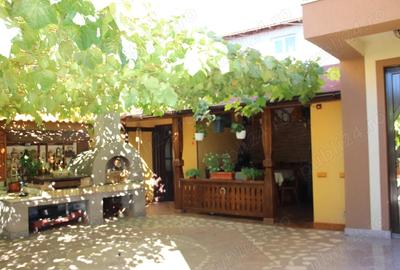 Casa de vanzare zona REZIDENTIALA - 7