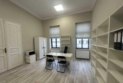Apartament in cladire istorica, B-dul Eroilor, Central