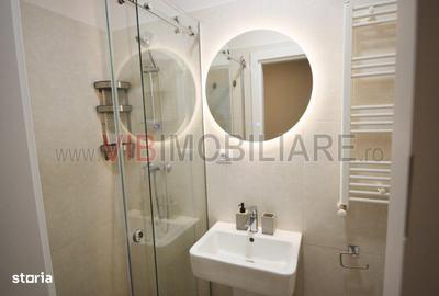 Apartament cu 3 camere, mobilat în Străulești